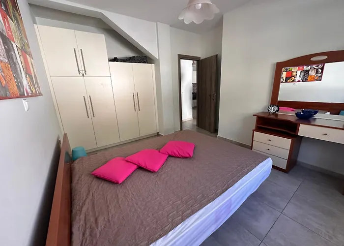 къща с четири спални двор с барбекю Дом отдыха *